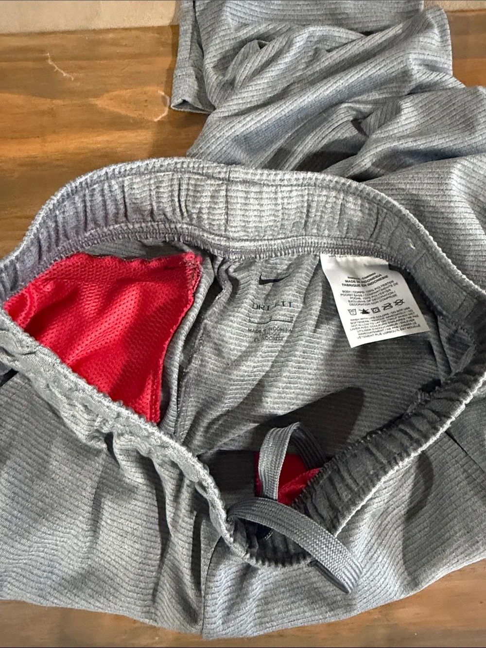 Nike Men's Heather Gray Ribbed Joggers